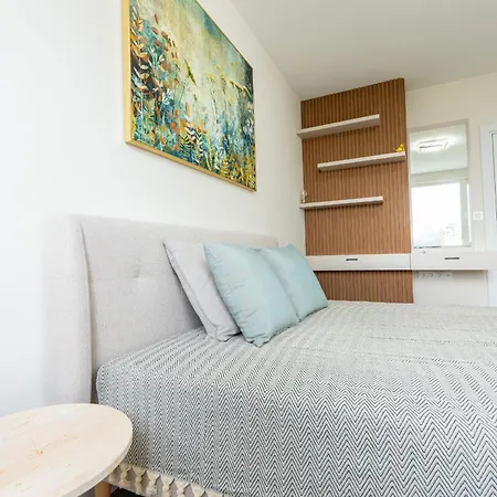 Amazing 2 Bedroom With Sea View Διαμέρισμα *
