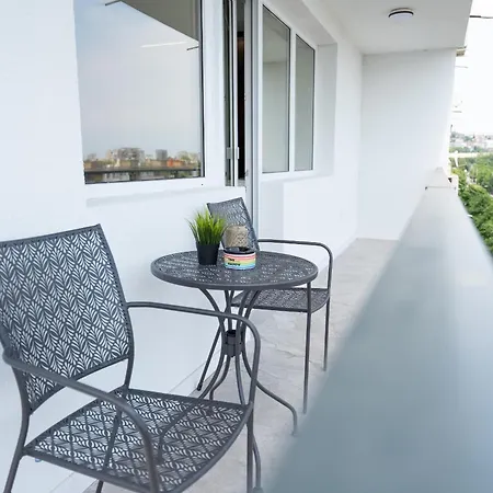 Amazing 2 Bedroom With Sea View
