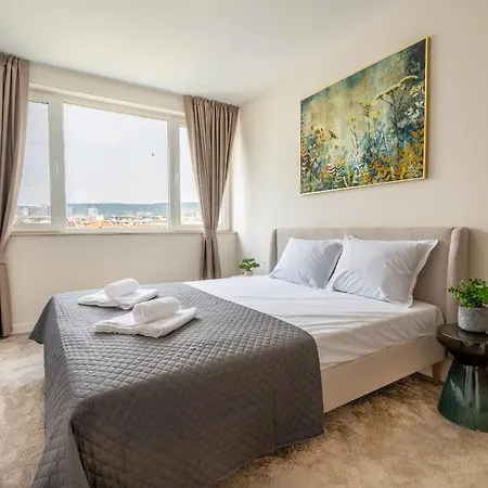 Amazing 2 Bedroom With Sea View * Βάρνα