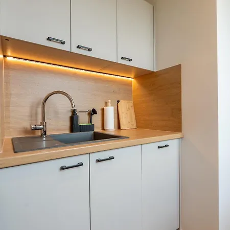 Amazing 2 Bedroom With Sea View * 바르나